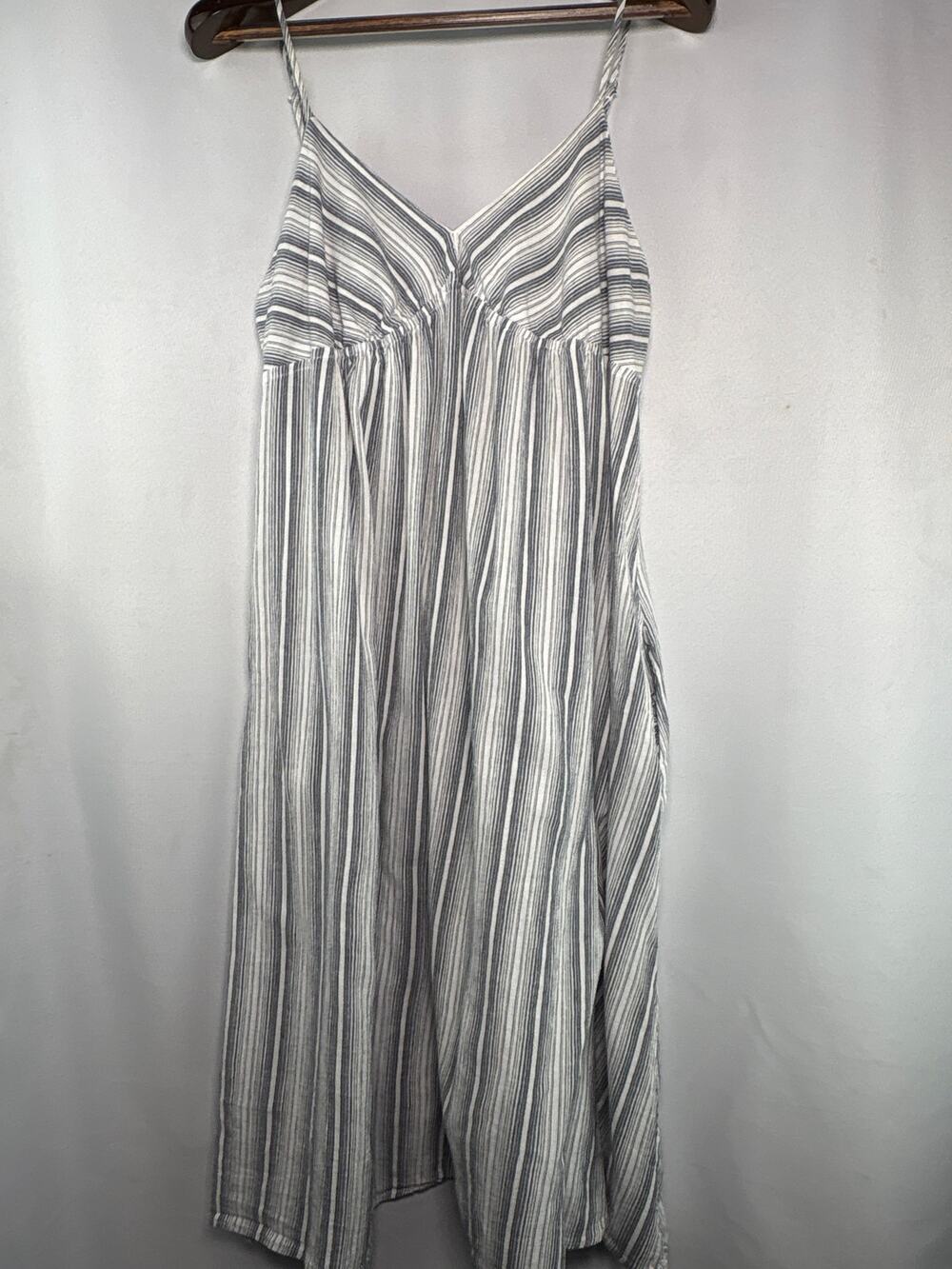Women’s Everyday Ritual XXL White & Gray Stripe Midi Dress